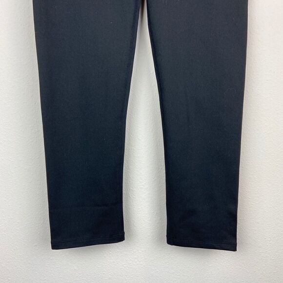 Fabletics Mid-Rise Powerhold Capri Leggings - Picture 4 of 8